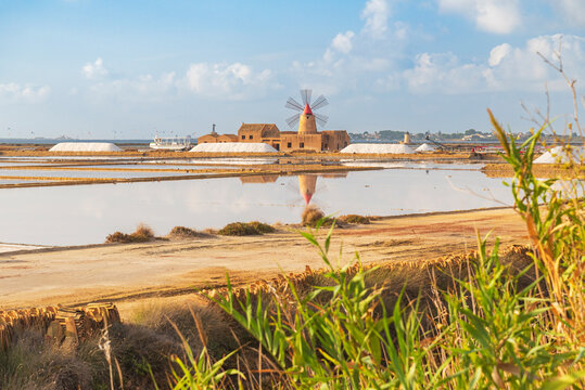 Windmill and salt flats, Saline Ettore e Infersa, Marsala, province of Trapani, Sicily