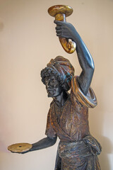 Bronze statue of a person