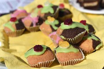 Cupcakes with jelly on a plate