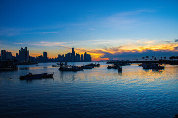 Fototapeta premium Panama City at Sunrise