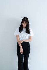髪の長い女性