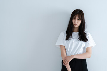 髪の長い女性