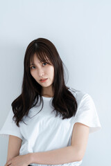 髪の長い女性