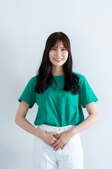 髪の長い女性