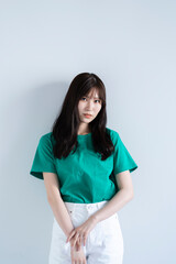 髪の長い女性