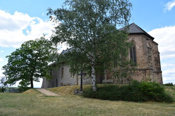 Fototapeta na wymiar medieval church Bleidenberg