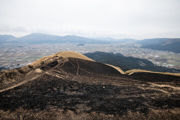 阿蘇 大観峰 野焼き後の景色