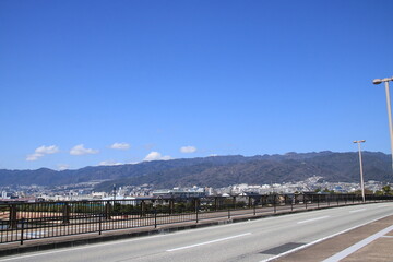 兵庫県芦屋市潮風大橋から見た街並み