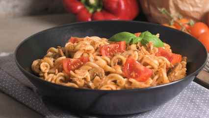 Italian Pasta with Tuna and Basil