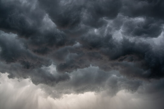 Cloudscape . Thunderstorm . Deep depression . Wolken eines Sturmtiefs