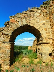 old ruins of a church in Caba&ntilde;as de Tera