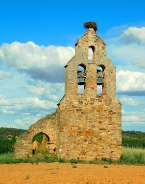 old ruins of a church in Caba&ntilde;as de Tera