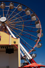 ferris wheel on a day