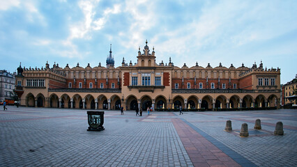 Obraz premium Cloth Hall on Rynek Glowny (main square) in Krakow, Poland