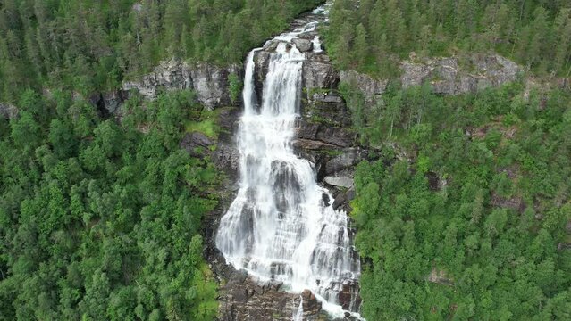 Tvindefossen waterfall, Tvinde near Voss, Hordaland, Norway, Scandinavia 