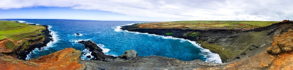 Panoramic view of the green sand beach on big island south shore