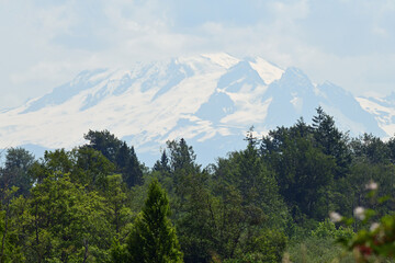 Fototapeta premium Mount Baker Volcano from Lake Terrell, Washington