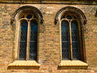 Fenster in der Fassade der evangelische Stadtkirche in Fürstenberg 
an der Havel