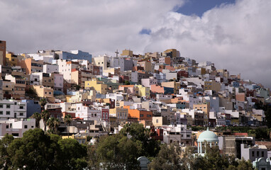 Fototapeta na wymiar Small colorful houses with flat roofs of San Juan barrio in Las Palmas