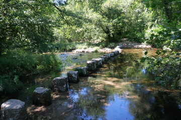 Cruzando el río