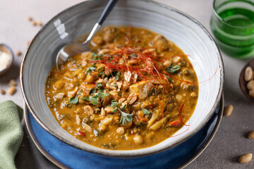 Asian goulash with tofu and vegetables