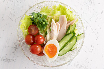 サラダうどん　salad udon	