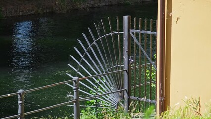 Anti Climb Barrier Palisade Fence at Riverbank