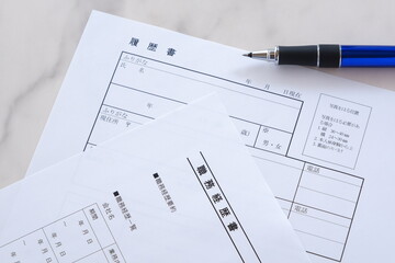 転職の際に欠かせない応募書類が「履歴書」と「職務経歴書」