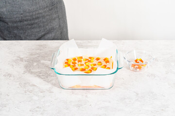 Candy corn fudge