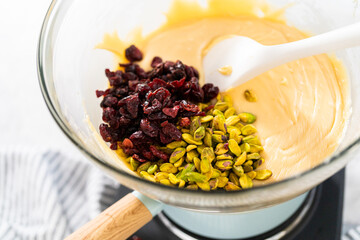 Cranberry pistachio fudge