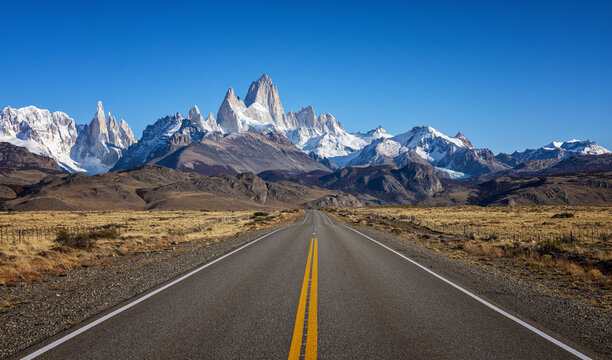 Entorno del Fiztroy y Cerro Torre en oto&ntilde;o.
