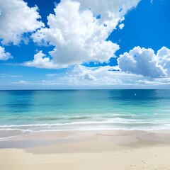 美しいあ多い空と海、白い砂浜、日光が輝く