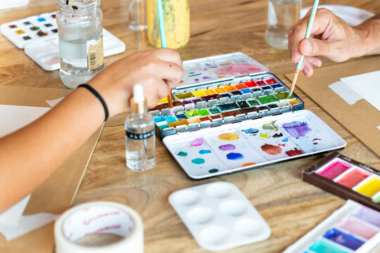 Watercolor Workshop. Watercolor Wonders: Women Embracing Creativity in Guided Workshop