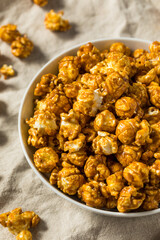 Homemade Caramel Pop Corn