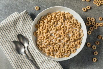 Healthy Oat Breakfast Cereal Rings