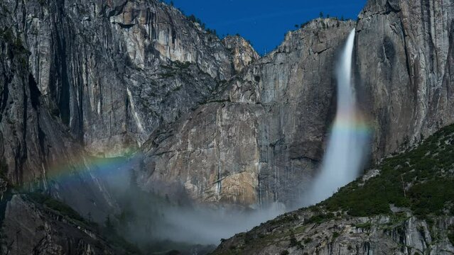Yosemite Moonbow at Yosemite Falls Timelapse