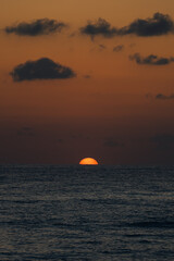 Fototapeta na wymiar Sunrise by the beach