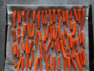 tray bake of sliced carrots