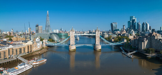 Naklejka premium Aerial view of the Tower Bridge in London. One of London's most famous bridges and must-see landmarks in London. Beautiful panorama of London Tower Bridge.