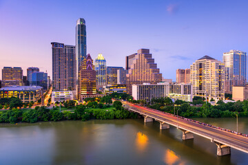 Fototapeta na wymiar Austin, Texas, USA downtown skyline on the Colorado River.