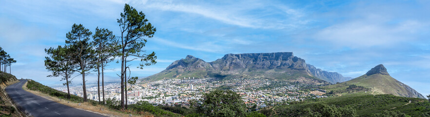 Fototapeta na wymiar Majestic Table Mountain: Breathtaking Panoramic View of Cape Town, South Africa - Iconic Landmark, Natural Wonder, Scenic Beauty - super wide angle