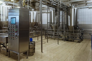 Automatic modern craft brewery with CNC
