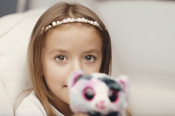 Little girl, soft toys, expanding neural networks