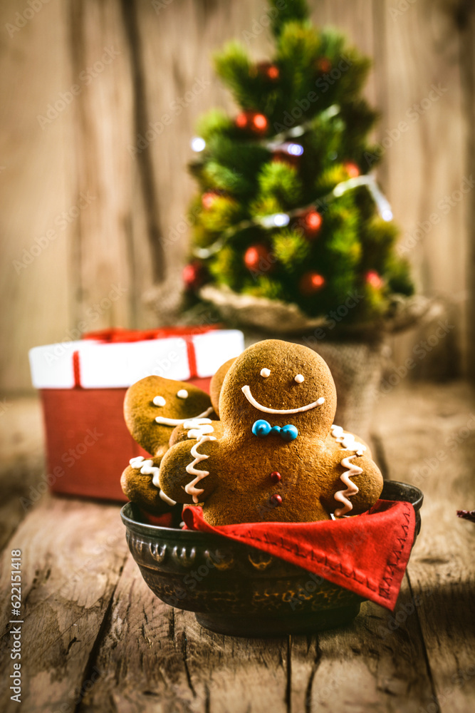 Canvas Prints christmas food. gingerbread man cookies in christmas setting. xmas dessert