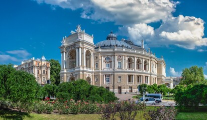 Fototapeta na wymiar the Opera and Ballet Theater in Odessa, Ukraine