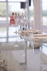 table setting in restaurant