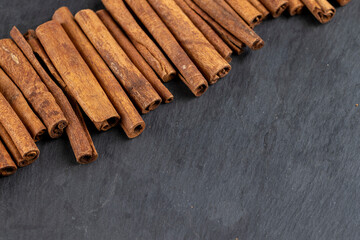 aromatic cinnamon sticks used in cooking and confectionery products