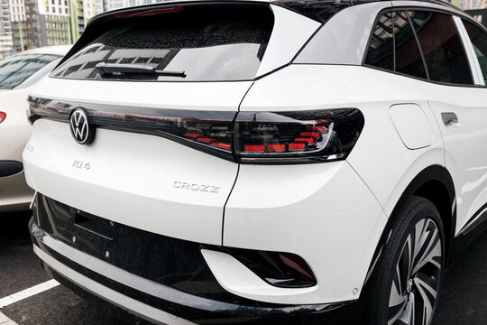 Rear view Volkswagen ID4