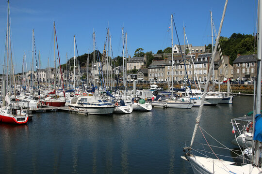Binic - &Eacute;tables sur Mer - Le Port
