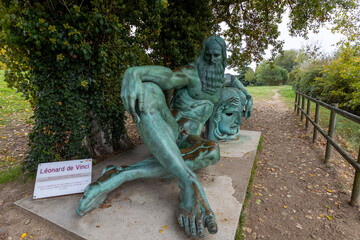 Amboise, Leonardo da Vinci Statue